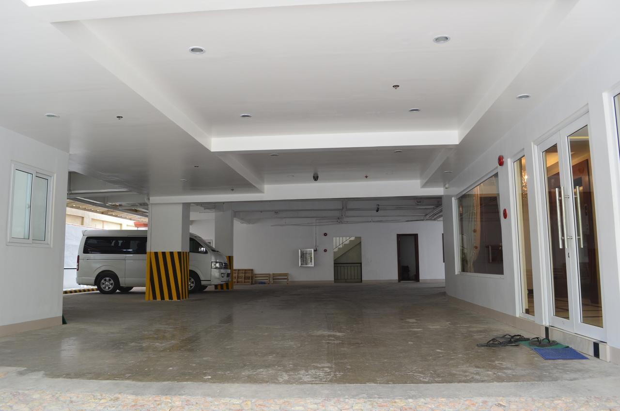 Grand Isabella Residences Cebu Extérieur photo